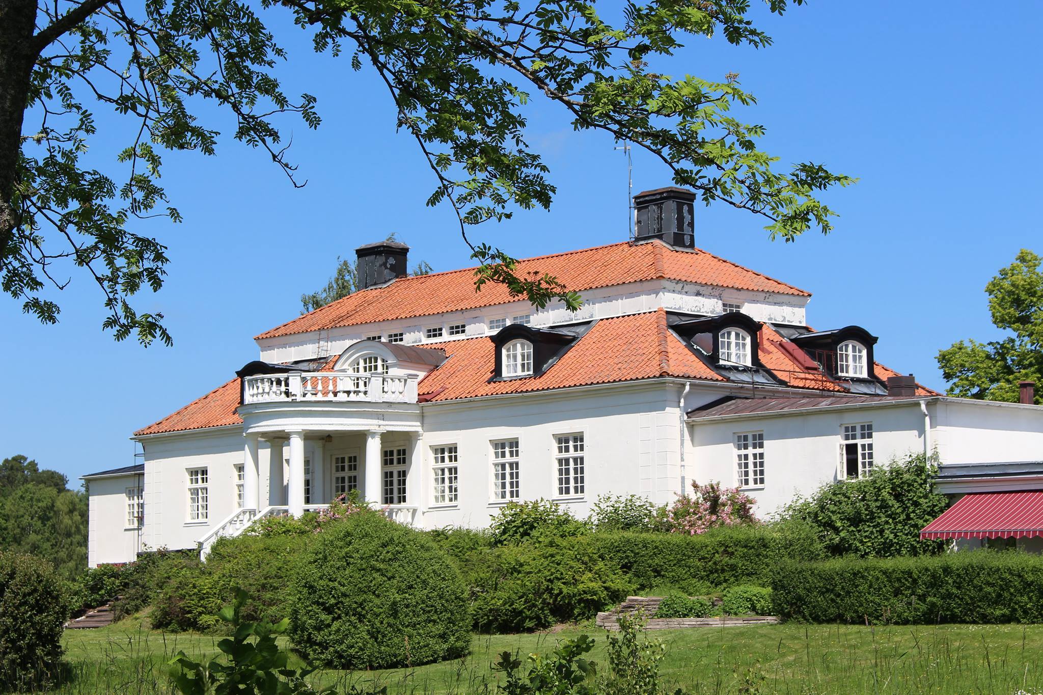 Liljeholmens folkhögskola